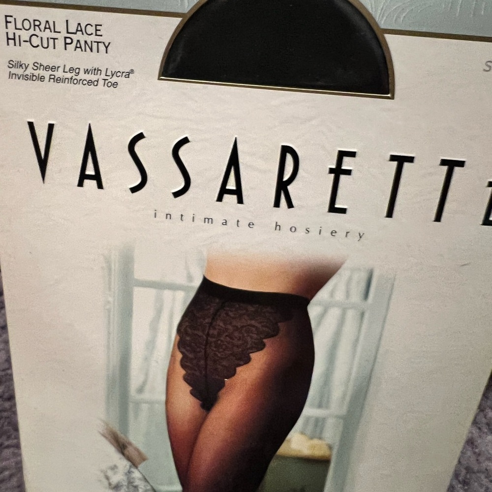 Size small/medium floral lace high-cut panty pantyhose